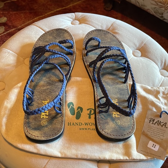 Plaka handwoven sandals - Picture 5 of 8